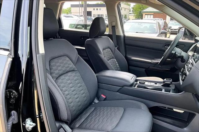 2025 Nissan Pathfinder S 4WD