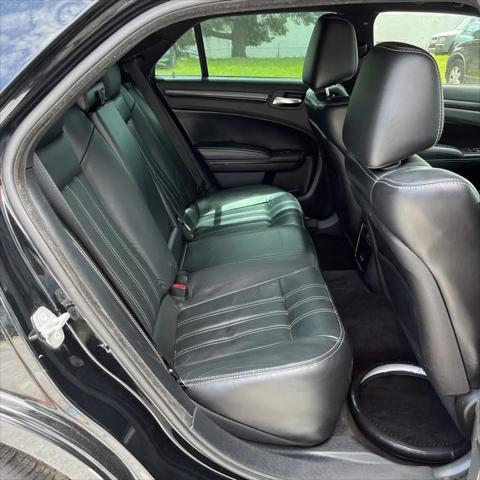 2016 Chrysler 300 300S
