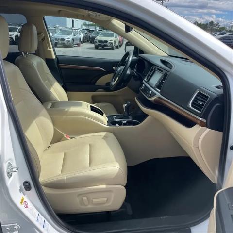 2018 Toyota Highlander Limited Platinum