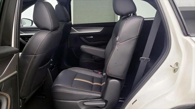 2024 Mazda X-90 Premium Plus