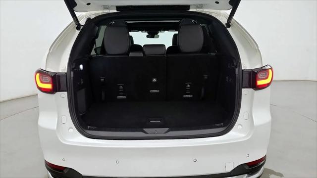 2024 Mazda X-90 Premium Plus