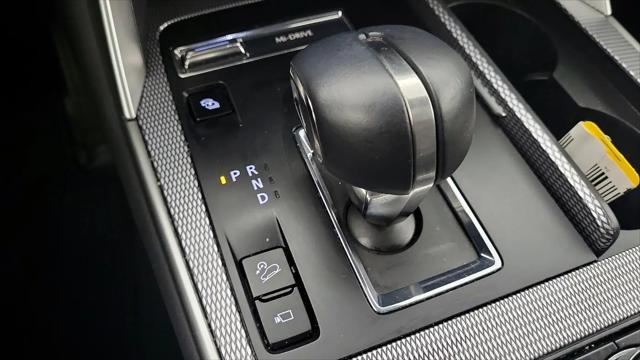 2024 Mazda X-90 Premium Plus