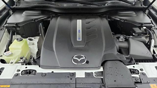 2024 Mazda X-90 Premium Plus