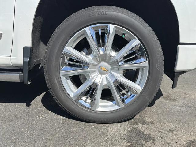 2023 Chevrolet Silverado 1500 4WD Crew Cab Short Bed High Country