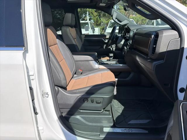 2023 Chevrolet Silverado 1500 4WD Crew Cab Short Bed High Country