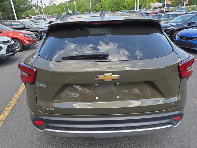 2024 Chevrolet Trax FWD LT