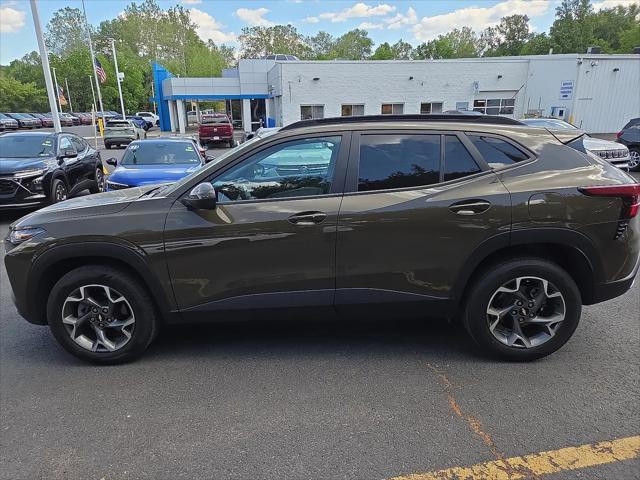 2024 Chevrolet Trax FWD LT