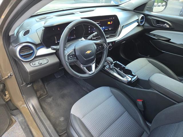 2024 Chevrolet Trax FWD LT