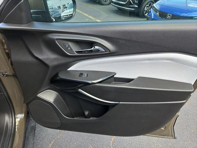 2024 Chevrolet Trax FWD LT