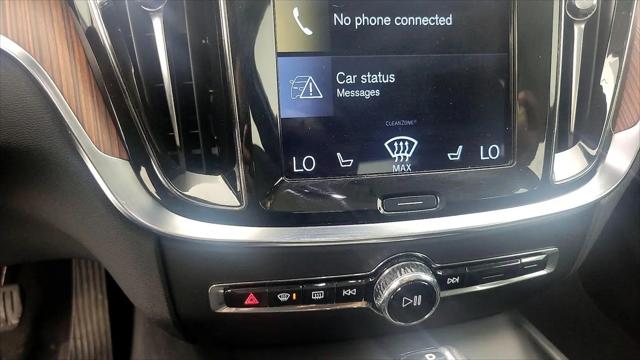 2019 Volvo S60 T6 Momentum