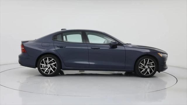2019 Volvo S60 T6 Momentum