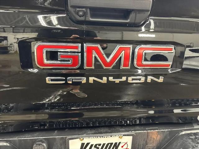 2025 GMC Canyon Elevation 4WD