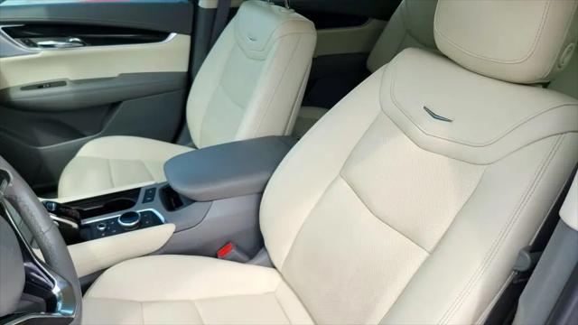 2024 Cadillac XT6 FWD Premium Luxury