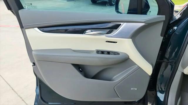 2024 Cadillac XT6 FWD Premium Luxury
