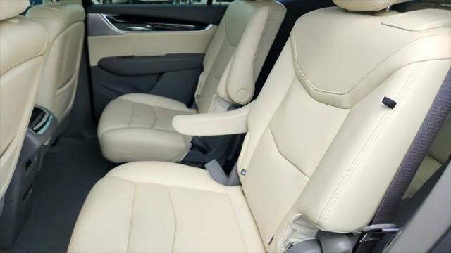 2024 Cadillac XT6 FWD Premium Luxury