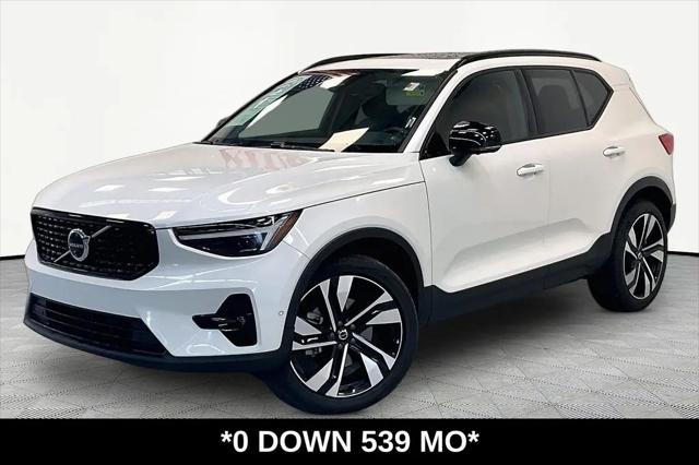 2024 Volvo XC40 B5 Ultimate Dark Theme for sale in Merrillville, IN
