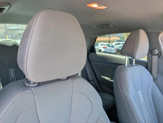 2022 Hyundai Elantra SEL