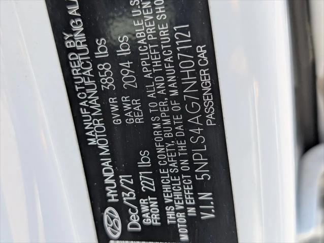2022 Hyundai Elantra SEL