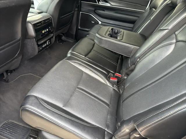 2024 Jeep Wagoneer Series II 4x2