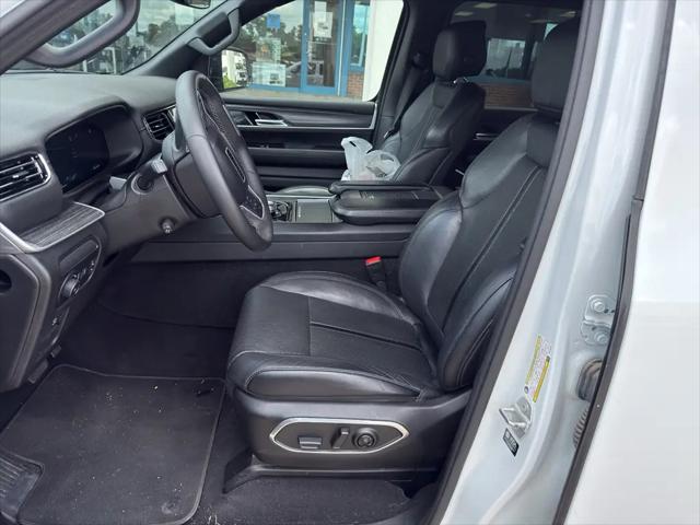 2024 Jeep Wagoneer Series II 4x2