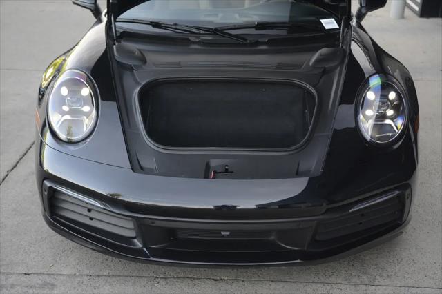 2021 Porsche 911 Carrera