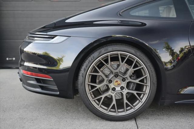 2021 Porsche 911 Carrera