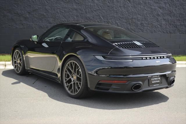 2021 Porsche 911 Carrera