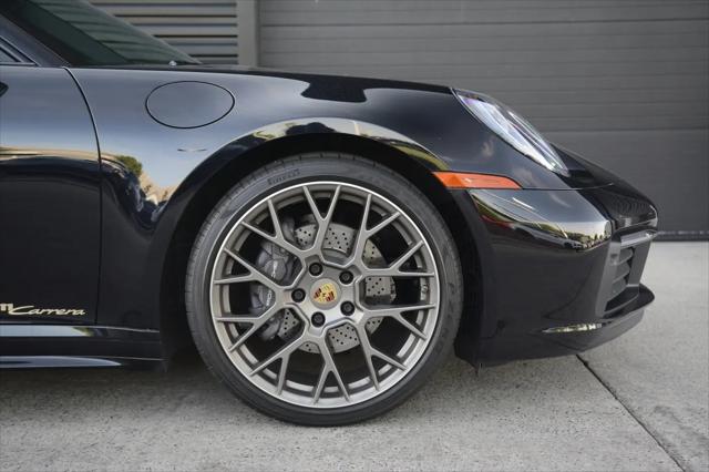 2021 Porsche 911 Carrera
