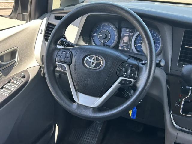 2018 Toyota Sienna LE 8 Passenger
