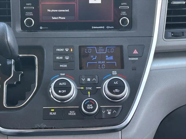 2018 Toyota Sienna LE 8 Passenger