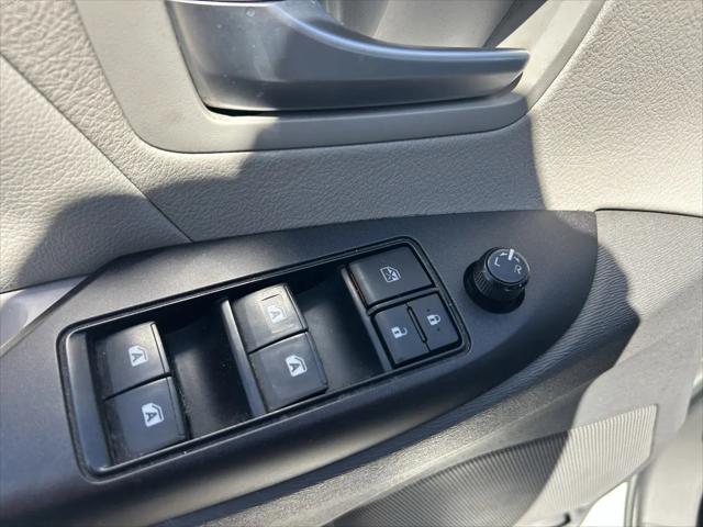 2018 Toyota Sienna LE 8 Passenger