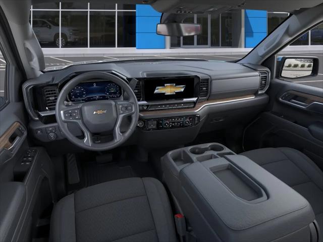 2026 Chevrolet Silverado 1500 4WD Crew Cab Standard Bed LT