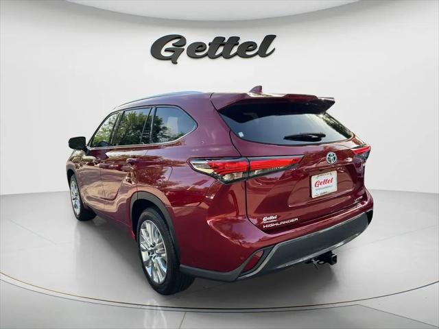 2022 Toyota Highlander Hybrid Limited
