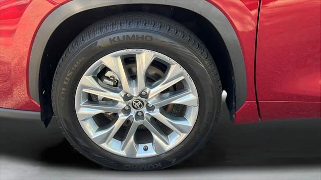 2022 Toyota Highlander Hybrid Limited