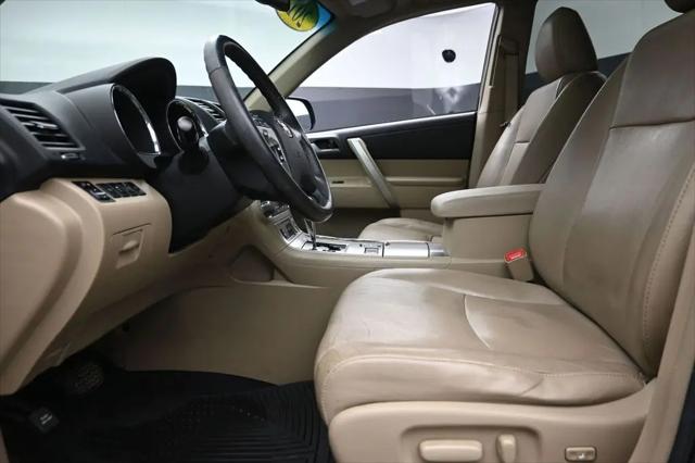 2012 Toyota Highlander SE V6