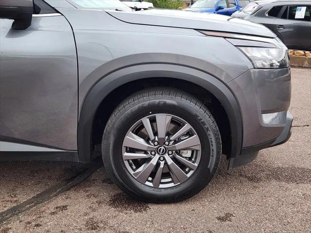 2025 Nissan Pathfinder SV FWD