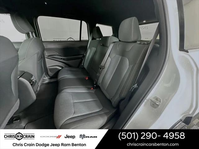 2026 Jeep Cherokee Laredo 4x4