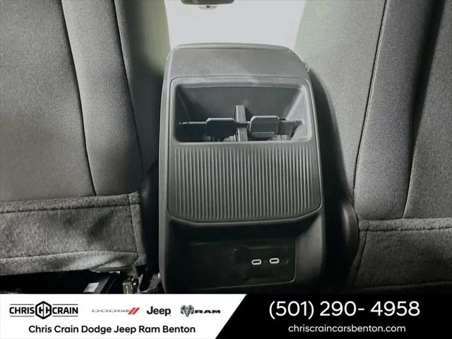2026 Jeep Cherokee Laredo 4x4