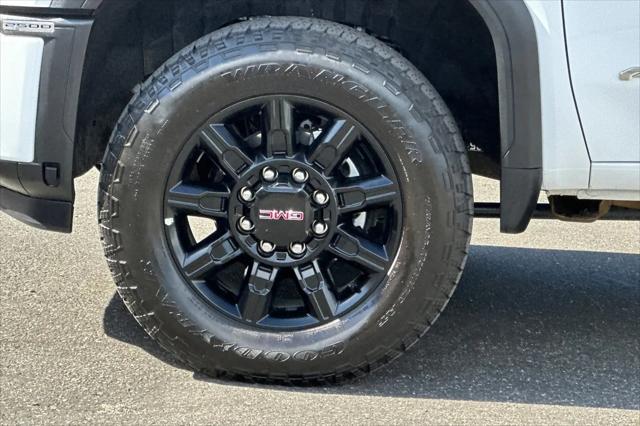 2026 GMC Sierra 2500HD Crew Cab, Standard Bed, AT4, 4WD