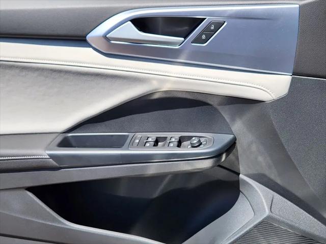 2026 Volkswagen Taos SE