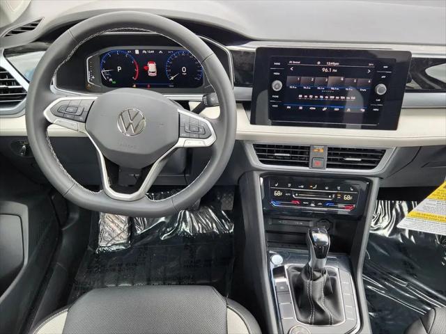 2026 Volkswagen Taos SEL