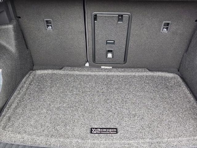 2026 Volkswagen Taos SEL