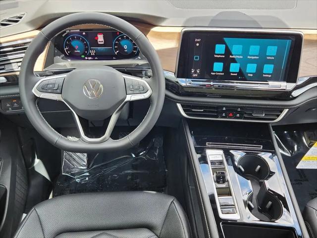 2026 Volkswagen Atlas SE with Technology