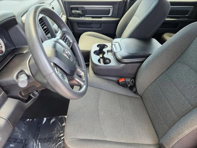 2024 Ram 1500 Classic Warlock Crew Cab 4x4 5'7" Box