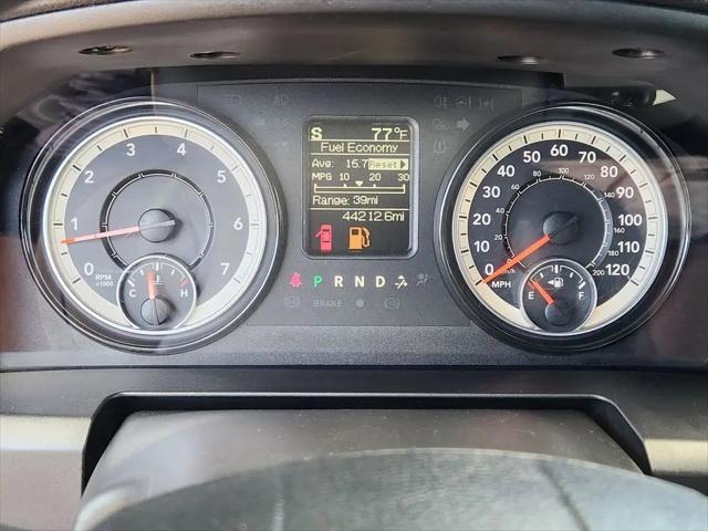 2024 Ram 1500 Classic Warlock Crew Cab 4x4 5'7" Box