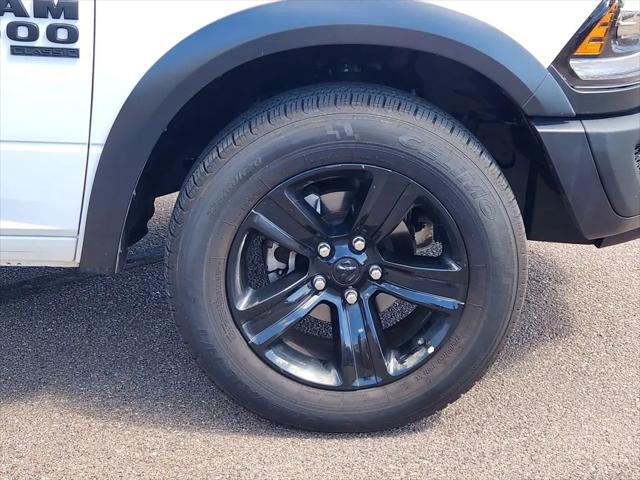 2024 Ram 1500 Classic Warlock Crew Cab 4x4 5'7" Box