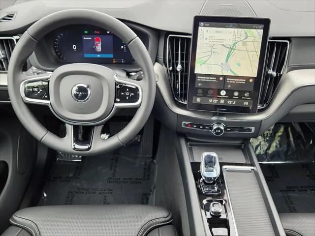 2026 Volvo XC60 Plug-In Hybrid Black Edition Ultra, T8 AWD Electric/Gasoline, Dark