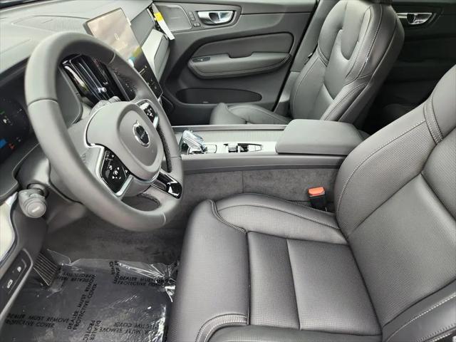 2026 Volvo XC60 Plug-In Hybrid Black Edition Ultra, T8 AWD Electric/Gasoline, Dark