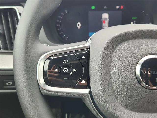 2026 Volvo XC60 Plug-In Hybrid Black Edition Ultra, T8 AWD Electric/Gasoline, Dark