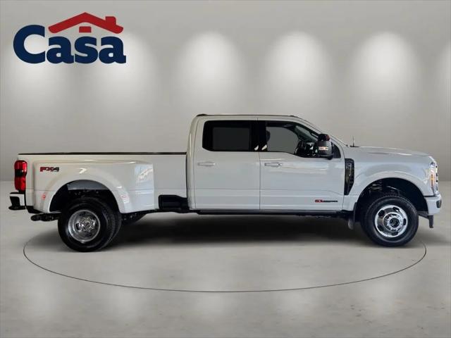 2026 Ford F-350 LARIAT